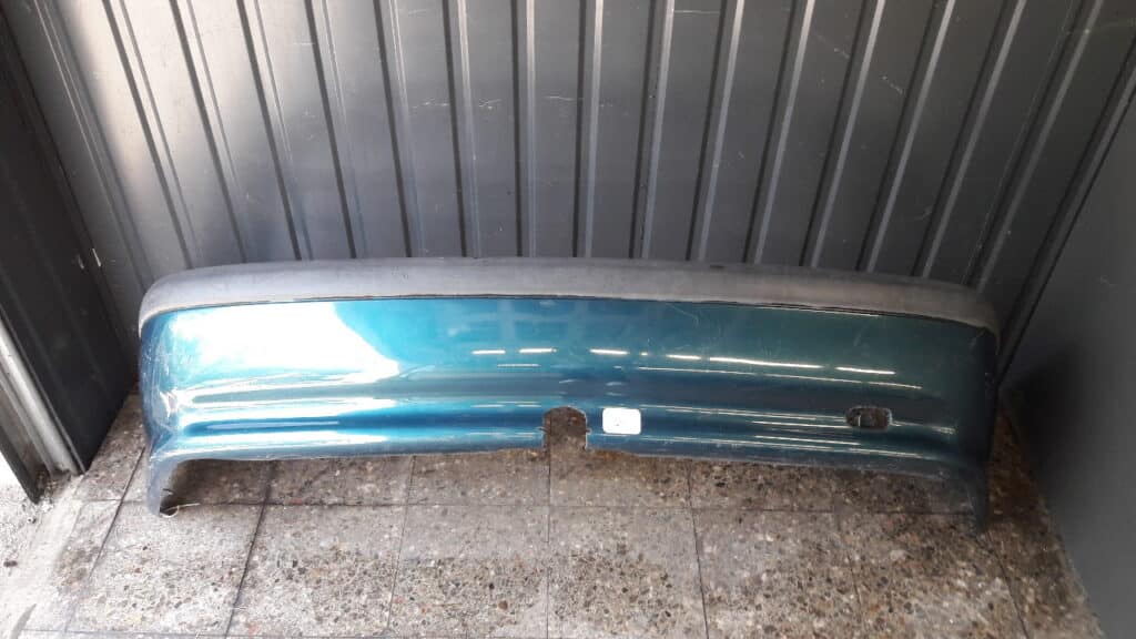 7700818723 zderzak tyl RENAULT LAGUNA I