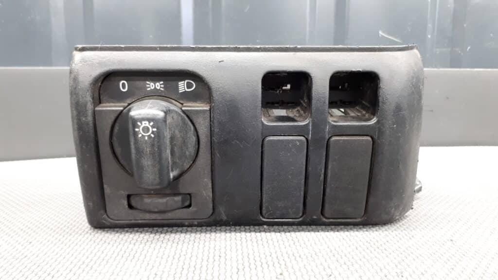 90269733 przelacznik swiatel Opel Vectra A
