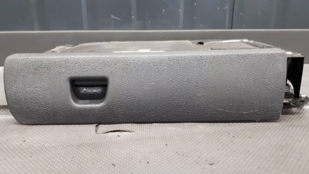 8200060937 schowek tylni prawy Seat Vel Satis