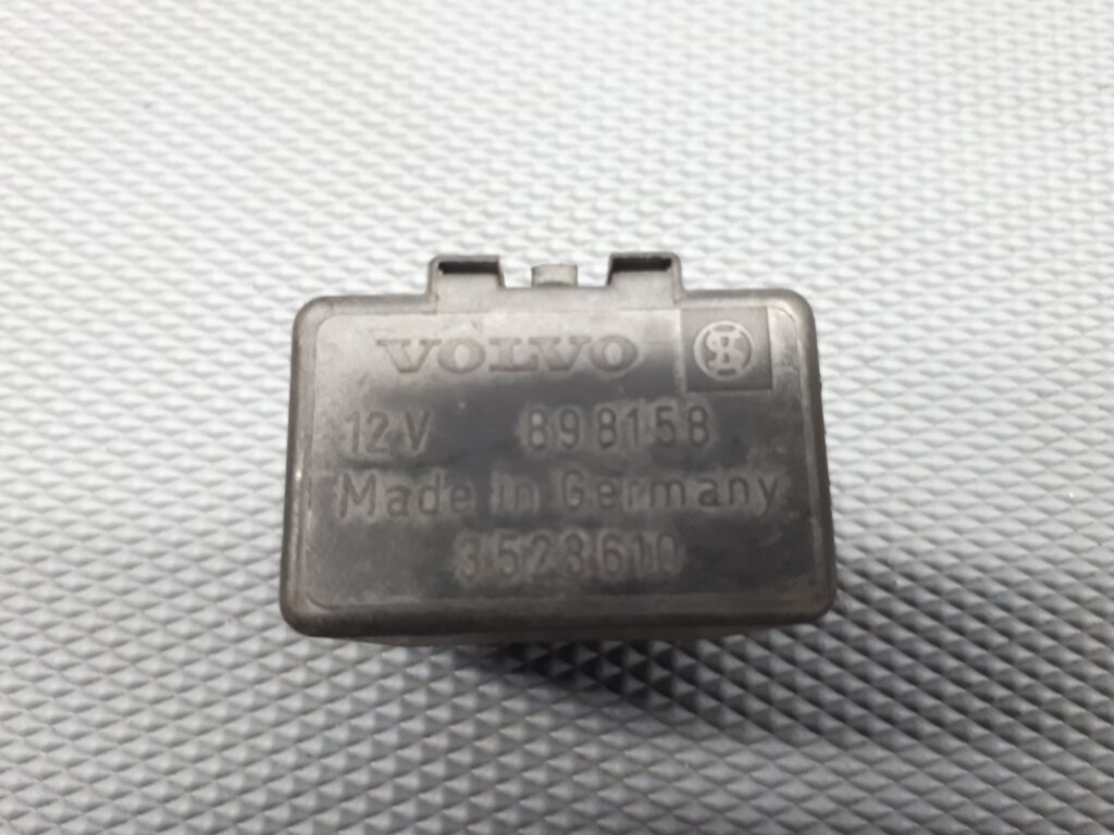 3523610 przekaznik volvo s90 v90