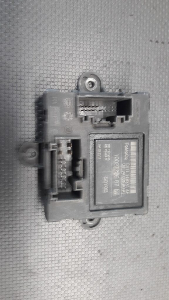 CV1T14B531AE modul drzwi ford fiesta mk7