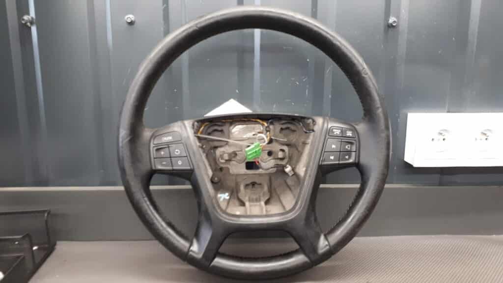 kierownica volvo v70 III 09r skóra