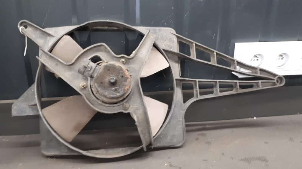 090531017 wentylator chlodnicy opel corsa b 98