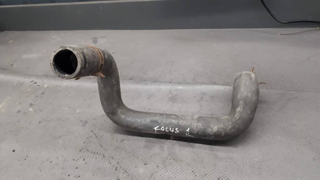 98ab8b273ag waz przewod chlodnicy ford focus mk1