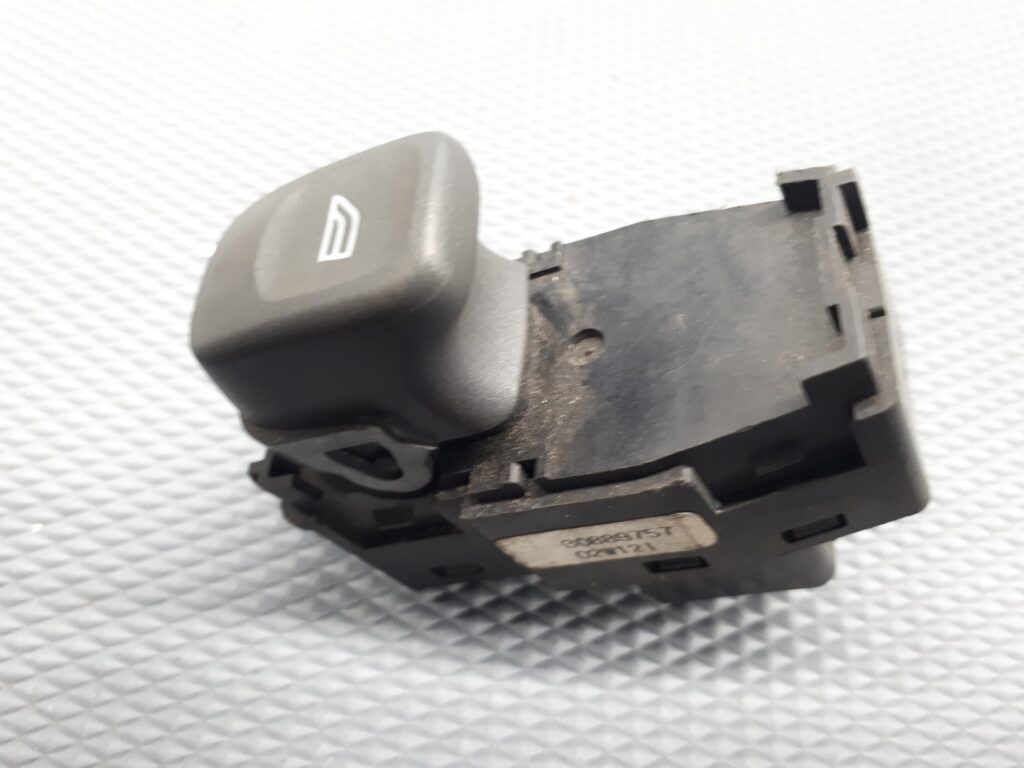 30889757 panel przelacznik szyb volvo v40