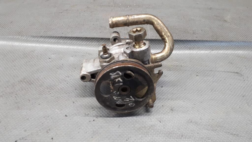 Pompa wspomagania Daihatsu Sirion 98-01 1.0