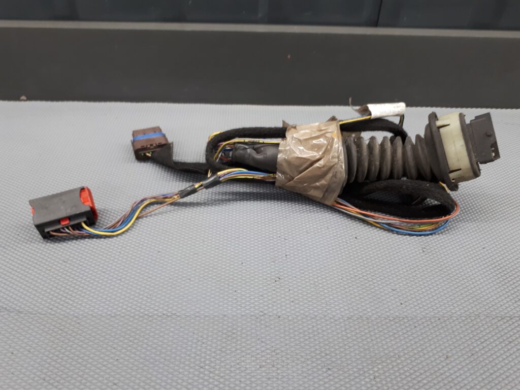 9642622980f wiazka instalacja prawa przod peugeot 307