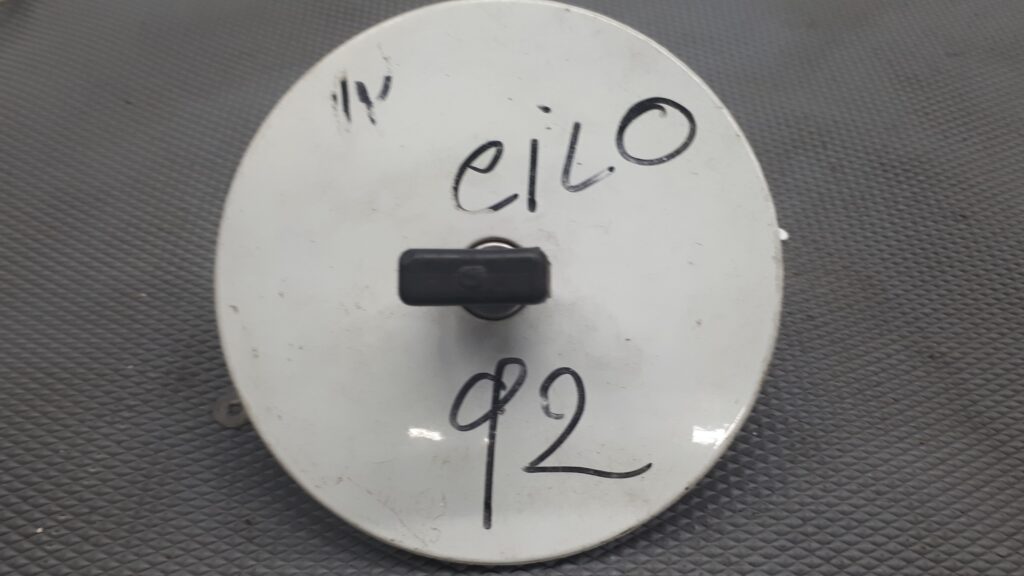 korek wlewu paliwa renault clio I