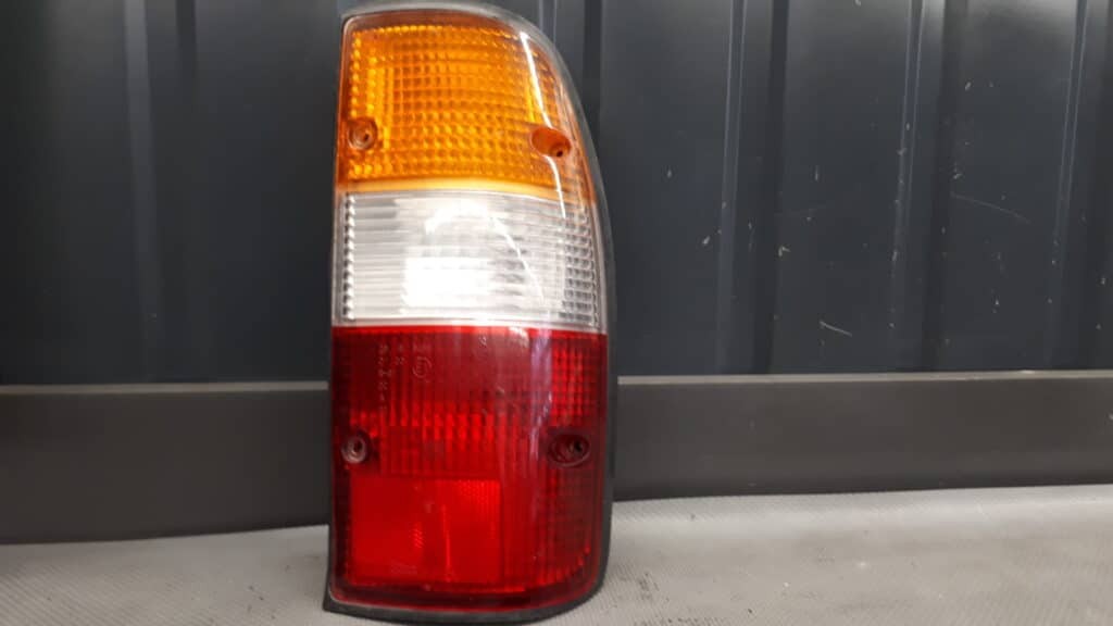 lampa tylna prawa MAZDA B-SERIE