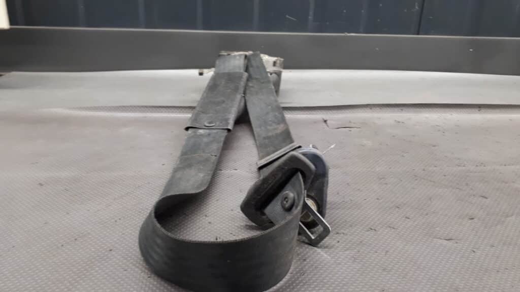 pas bezpieczenstwa alfa romeo 145 prawy przod