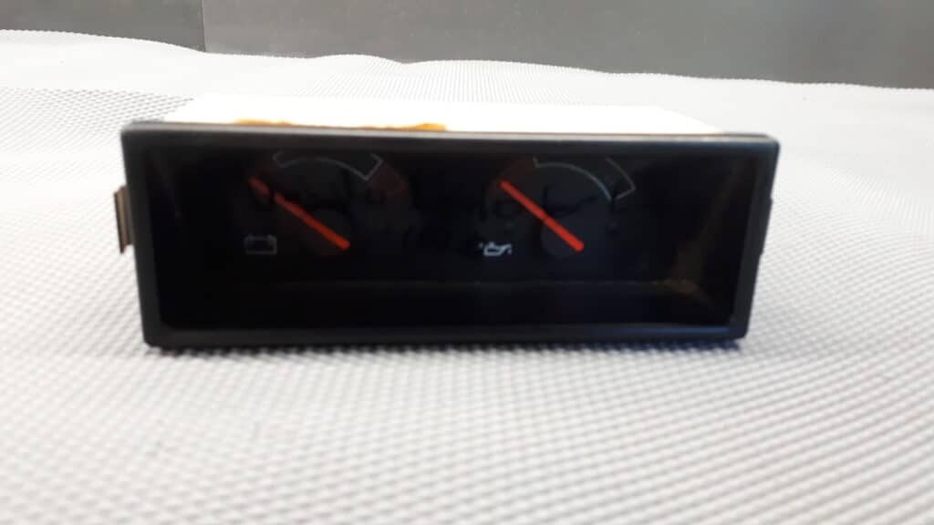 447031 Zegar poziomu akumulatora oleju volvo 440