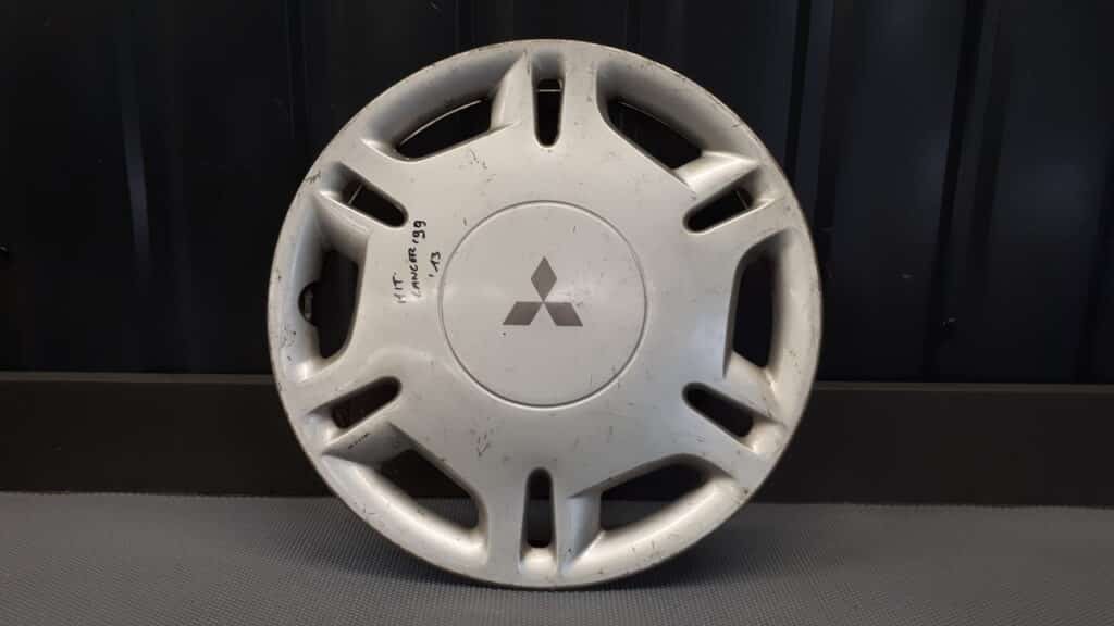 Kołpak Mitsubishi Caner 99r 13"