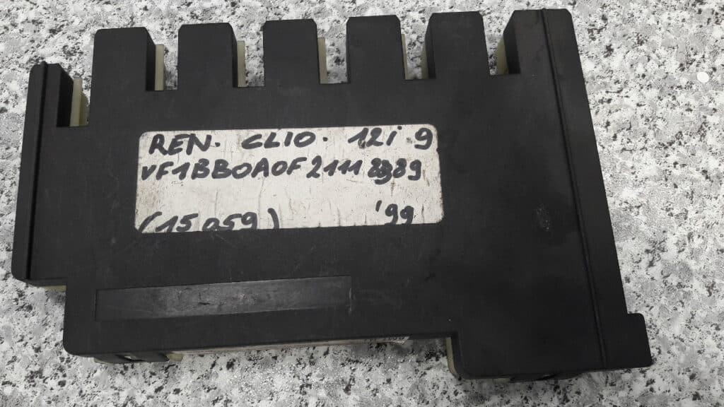 21624653-9d bsi komputer renault clio 1.2