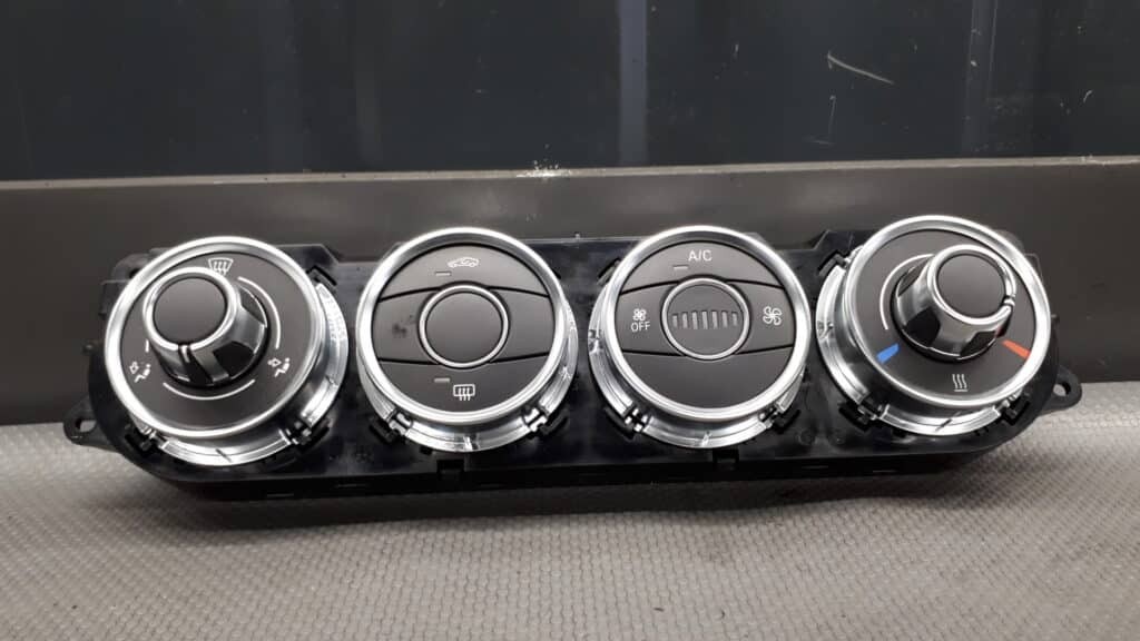 9321831 panel klimatyzacji BMW Z4 E39