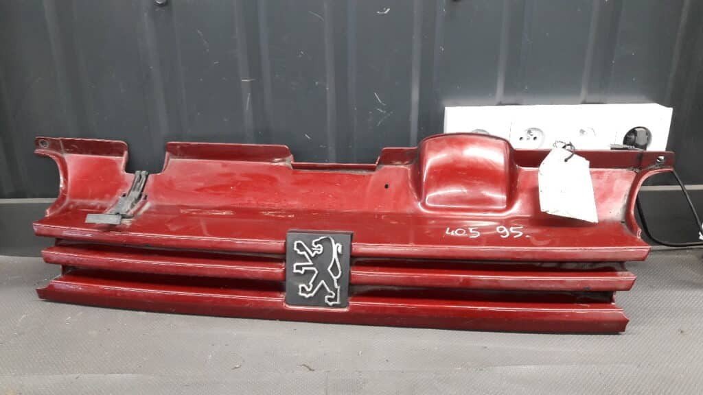 9255588877 Grill atrapa zderzaka Peugeot 405