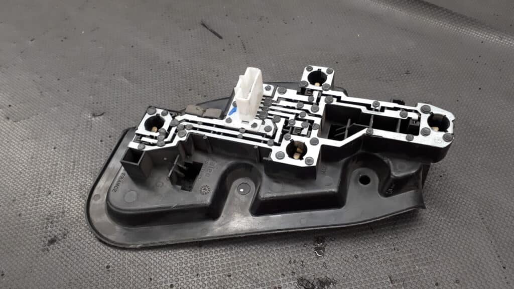 wklad lampy lewy tyl citroen c5 04r