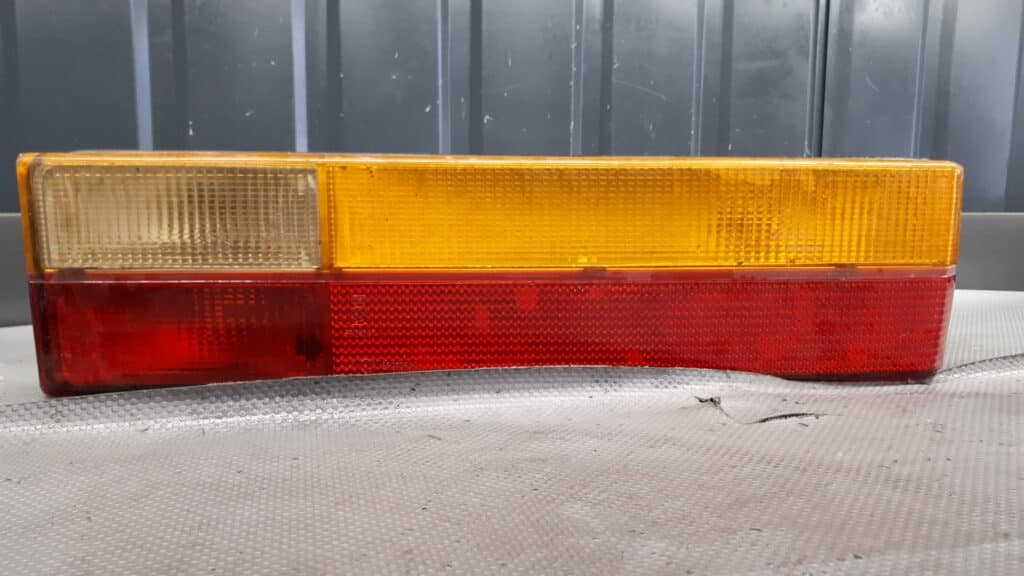78GG13450AB Lampa prawy tyl Ford Granada