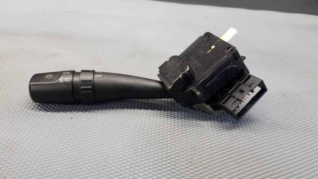 LD4813AA Przełącznik świateł kia cerato