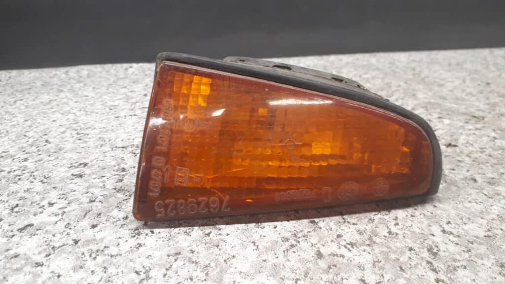 7629825 kierunkowskaz prawy fiat cinquecento 94r