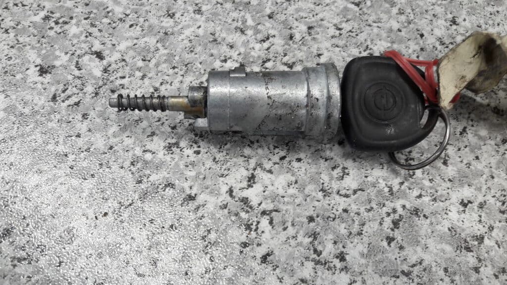 90519056 stacyjka opel corsa  B 96R