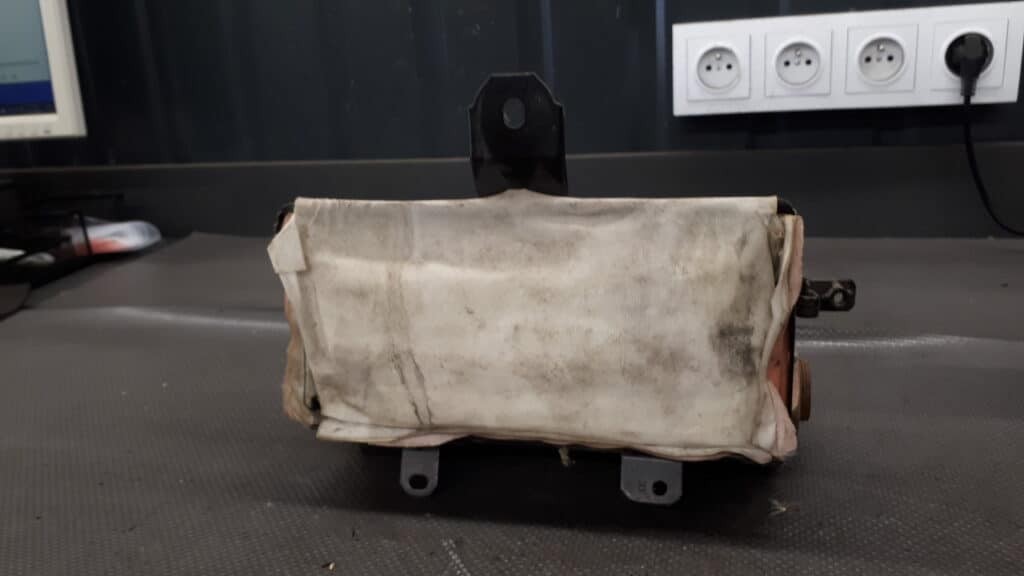 airbag pasazera toyota corolla e11