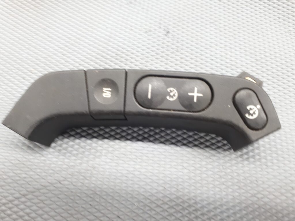 6904473 Przelaczniki kierownicy BMW E46
