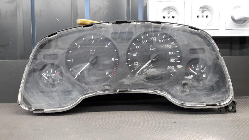 90561451QK Licznik Opel Astra G II 2,0 TDI