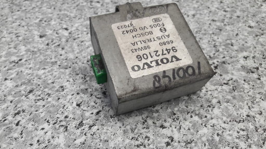 9472106 modul volvo V70 BOSCH C G