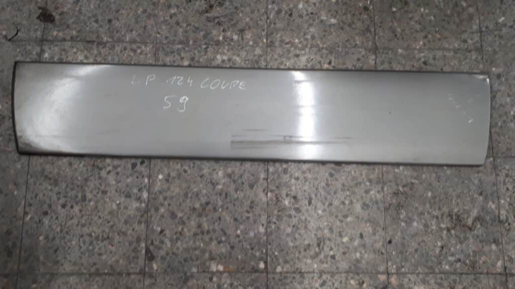 1246900540 listwa drzwi lewy przód Mercedes W124 coupe szara