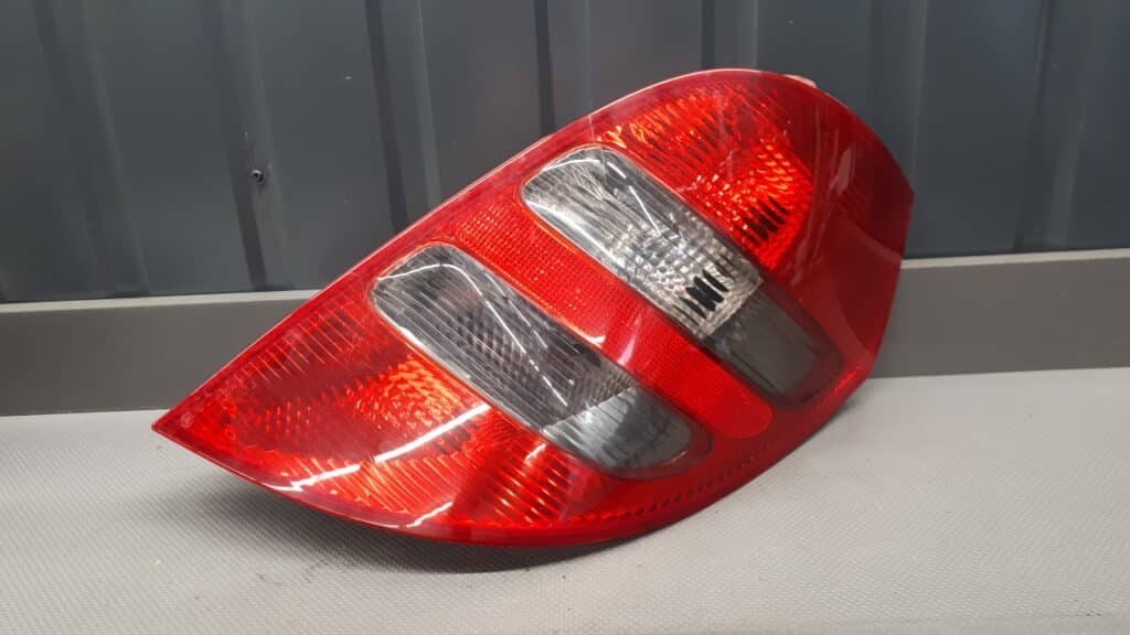 Lampa prawy tyl Mercedes W169
