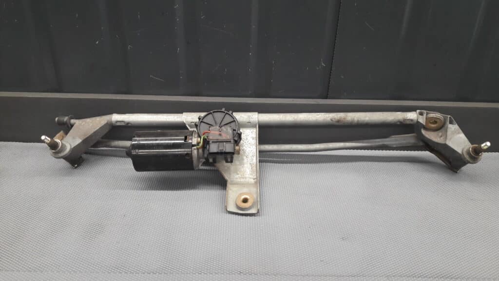 9127592 mechanizm wycieraczek przod VOLVO V70