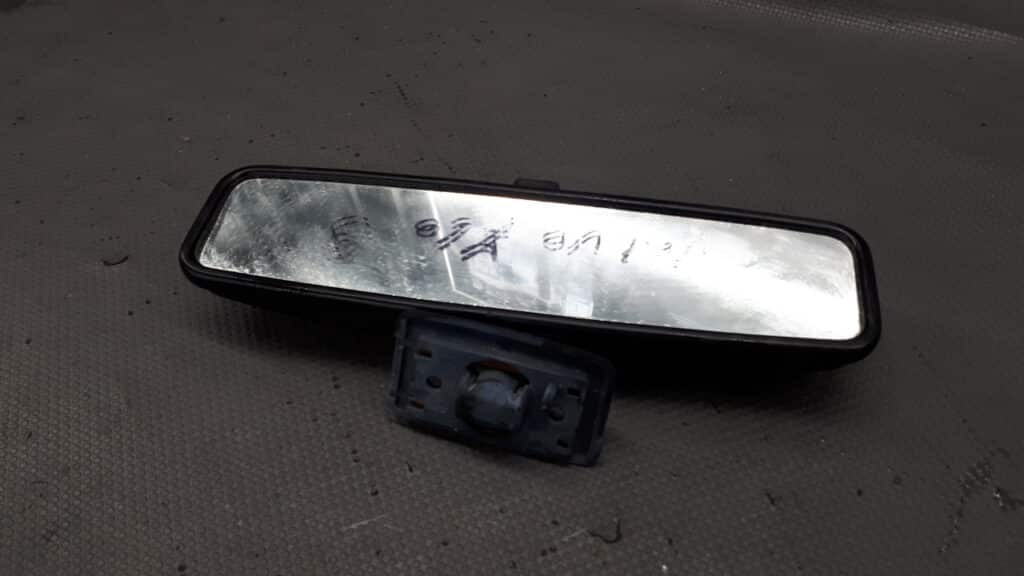 1369539 lusterko wewnetrzne volvo 760