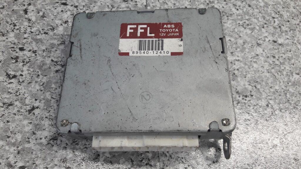 89540-12410 sterownik abs toyota corolla 98r