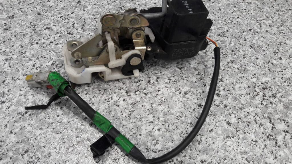 7265a-st3 zamek lewy tyl rover 414 420