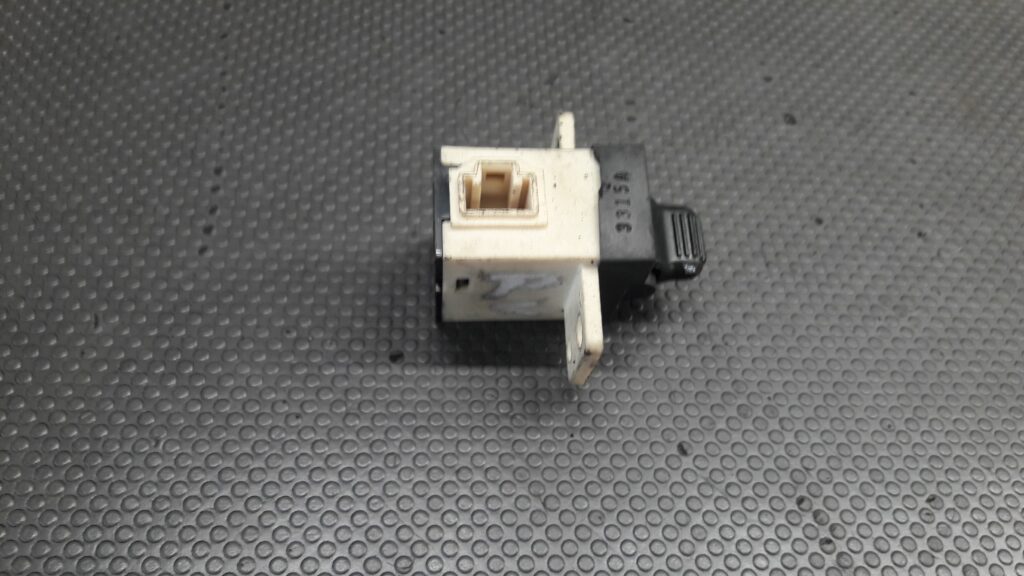 4759145 przelacznik szyby chrysler Voyager 94-6R