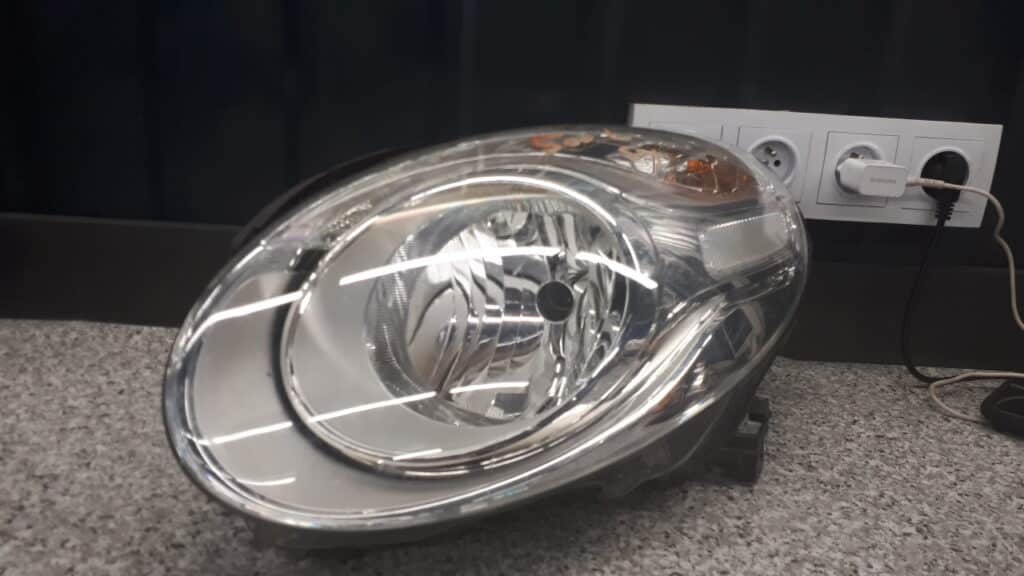 47530748 reflektor lewy fiat 500