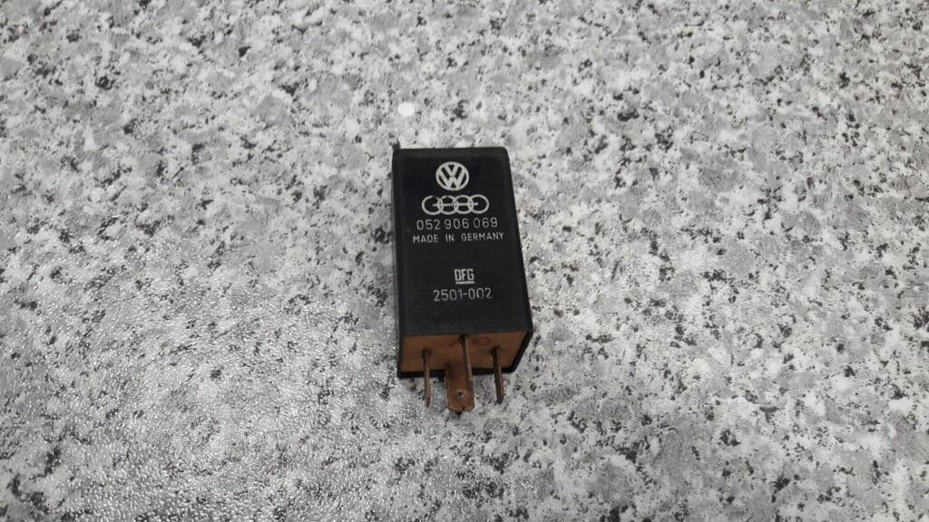 052906069 przekaznik audi vw