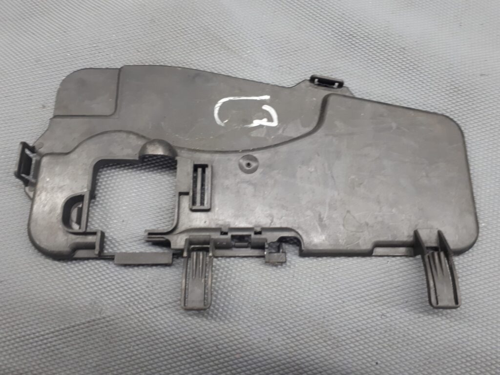 90589764lh zaslepka drzwi lewy przod opel astra g