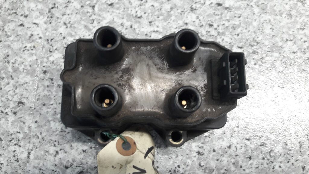 bae04 cewka zaplonu  peugeot  205
