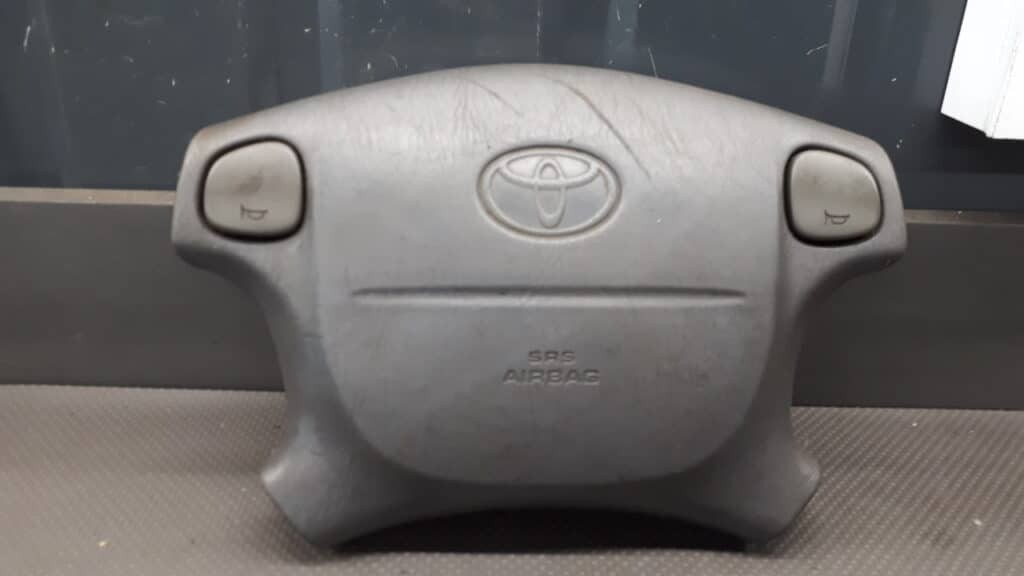 airbag kierowcy toyota starlet 98r