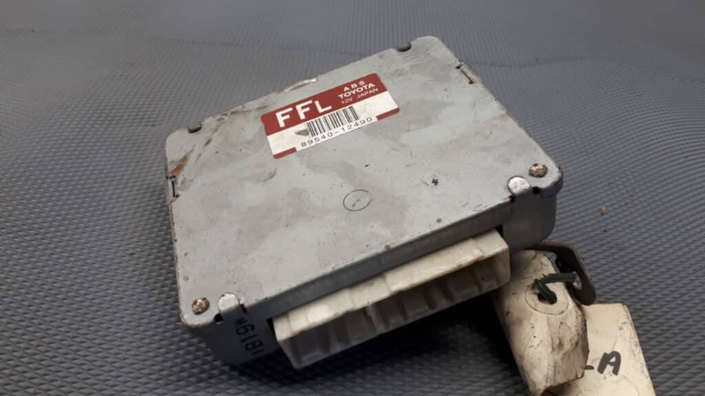 89540-12490 sterownik abs toyota corolla e11 99r
