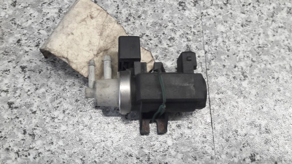 72190338 zawor podcisnienia astra II IIB 3D 1.7 dti