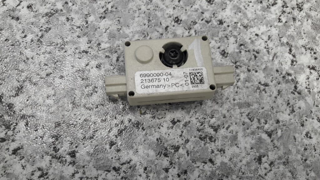 6990090 wzmacniacz anteny BMW E90 E91