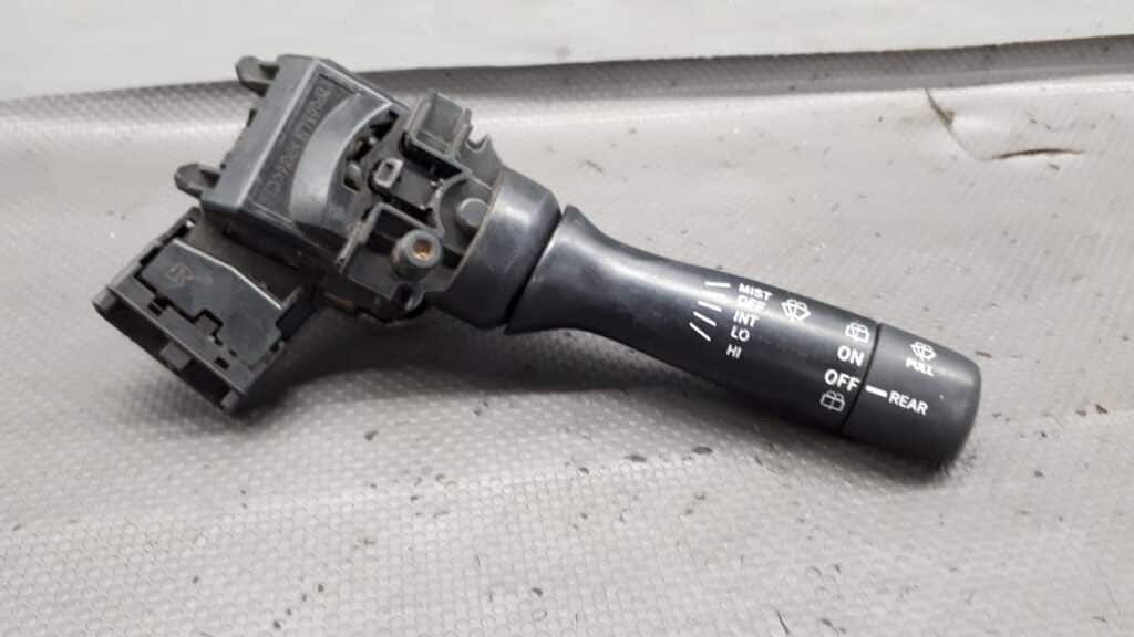 17F144 przelaczmnik wycieraczek TOYOTA YARIS
