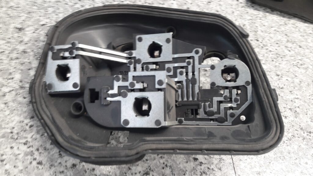 27552102 wklad lampa lewy tyl FIAT MULTIPLA