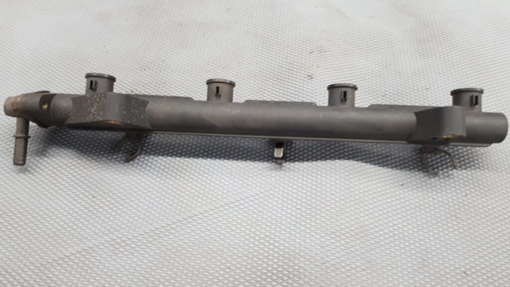 0k30e1315x listwa wtryskowa kia rio 1.5