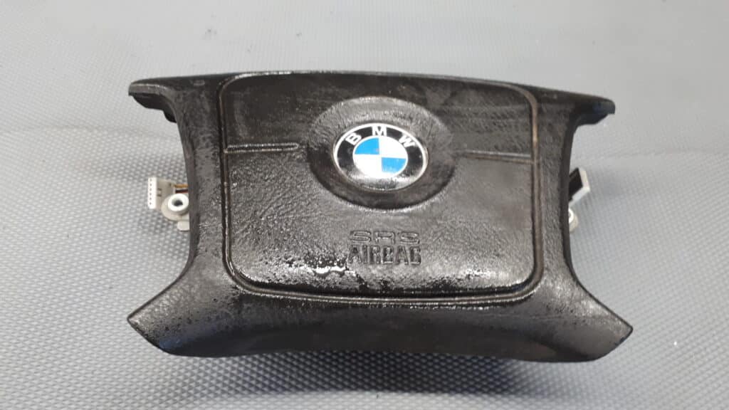 3310933099 AIRBAG kierownicy BMW E38