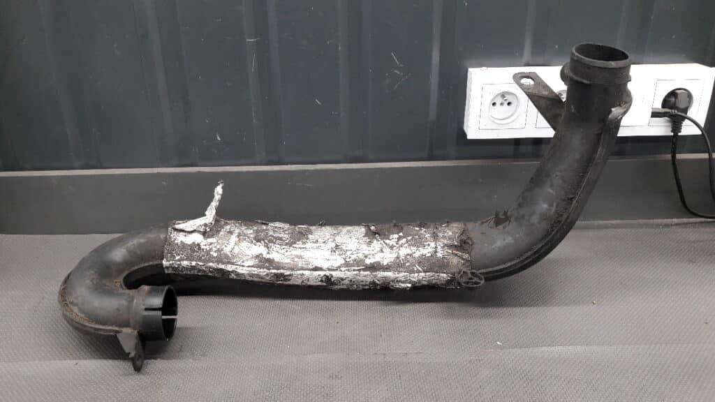 9635044280 Rura powietrza Peugeot 406 2,0 HDI