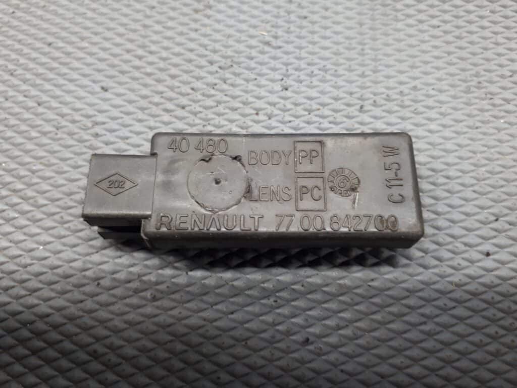 7700842700 lampka tablicy renault megane coupe