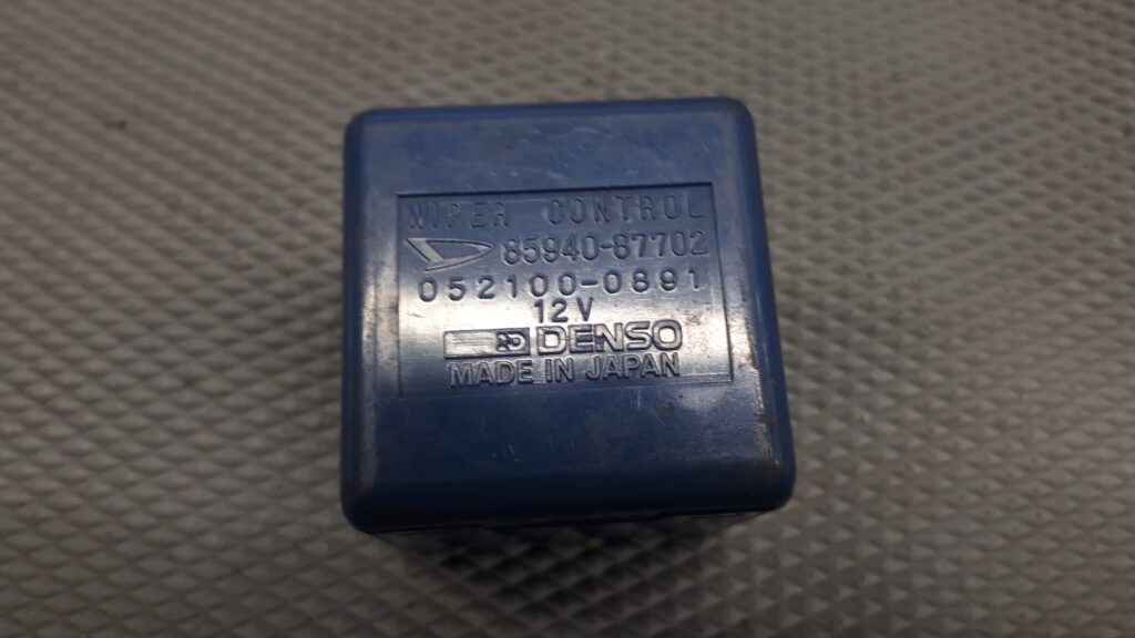85940-87702 przekaznik wiper control I
